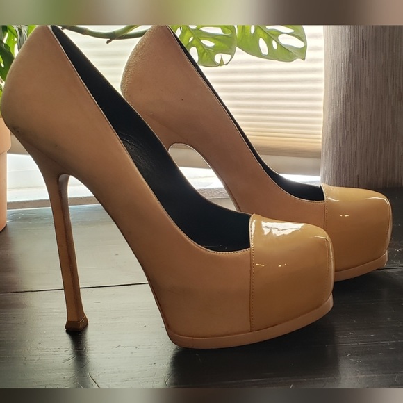 Yves Saint Laurent Shoes - YSL Yves Saint Laurent TribToo in Tan Suede with Patent Leather Toes